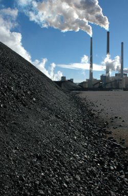 EPA To Begin Regulating New Coal-Fired Plant Carbon Emissions